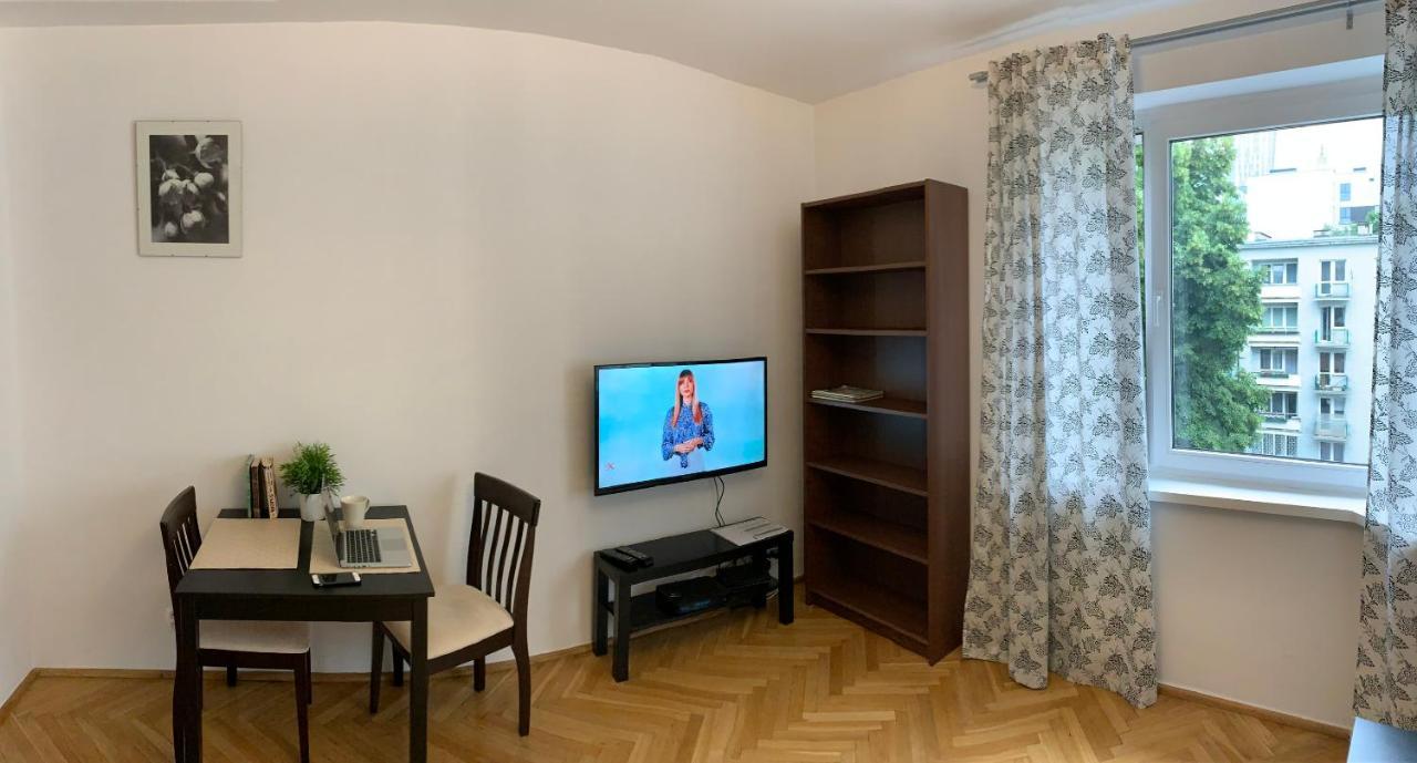 Butas Zlota 81 *